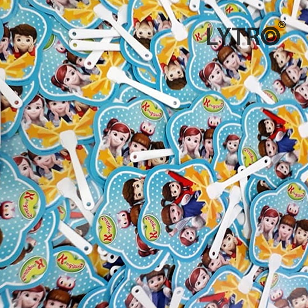 Hand Fan Custom Bahan PVC Bentuk Karakter